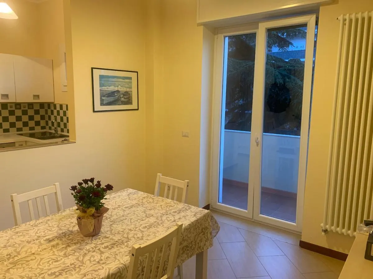 Apartment Residenza Giovanni Paolo Secondo- Casa Sull'Albero Bari